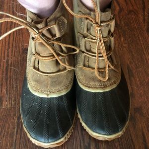 Sorel Short Boots